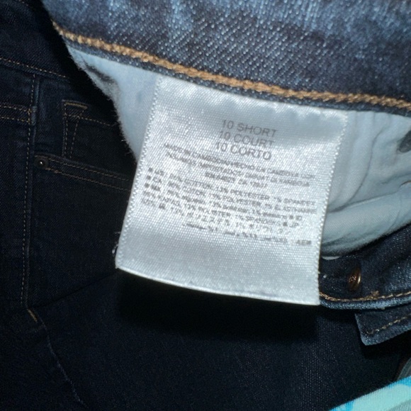 Old Navy Midrise Jeans - Picture 2 of 3